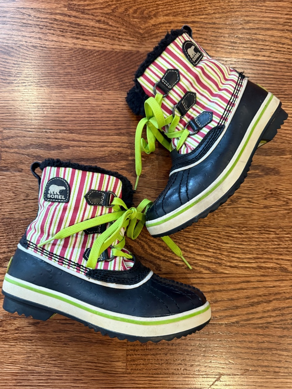 Sorel Tivoli Striped Winter Boots Sz 1